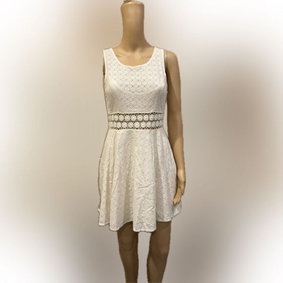Free People White Floral Design Mini Dress Sz 6 - Picture 1 of 6